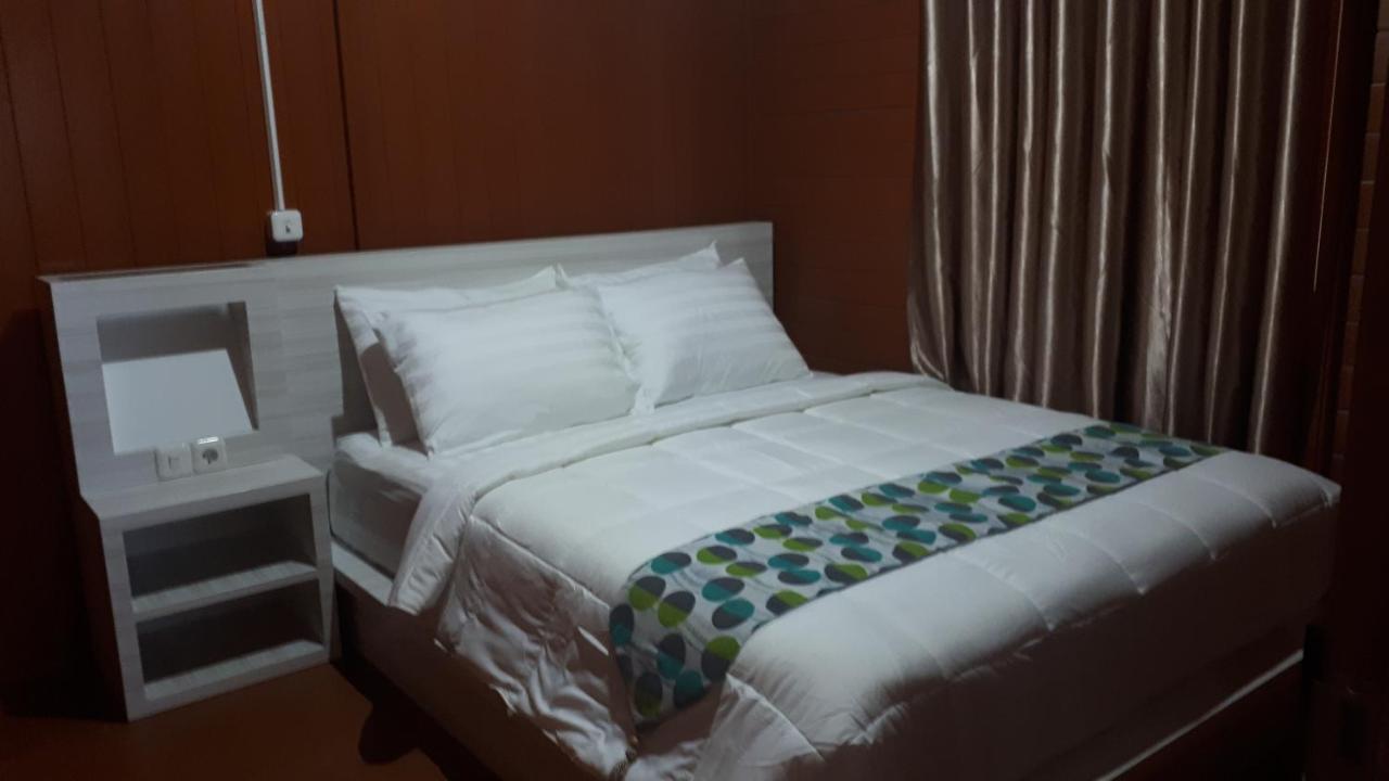 Granada Inn Палу Экстерьер фото